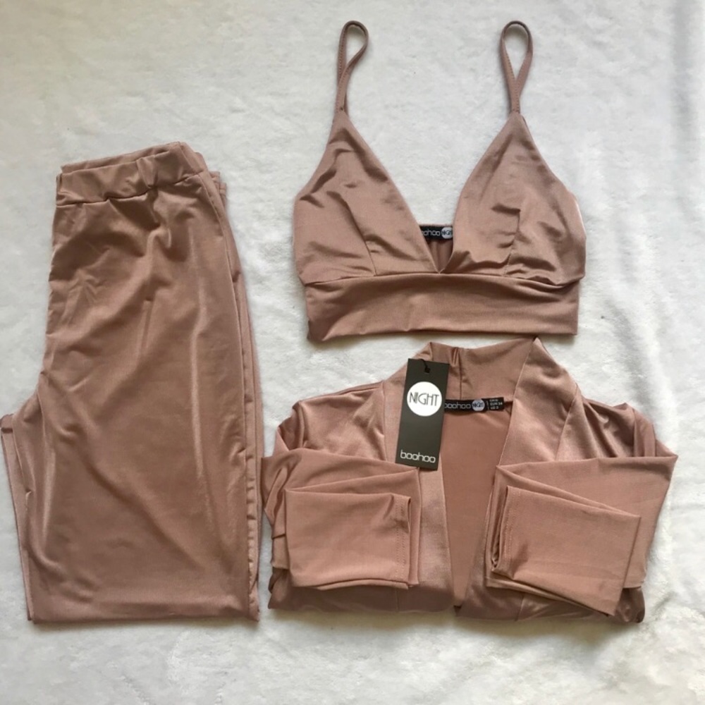 Boohoo bralette/pant/duster coat co-ord set